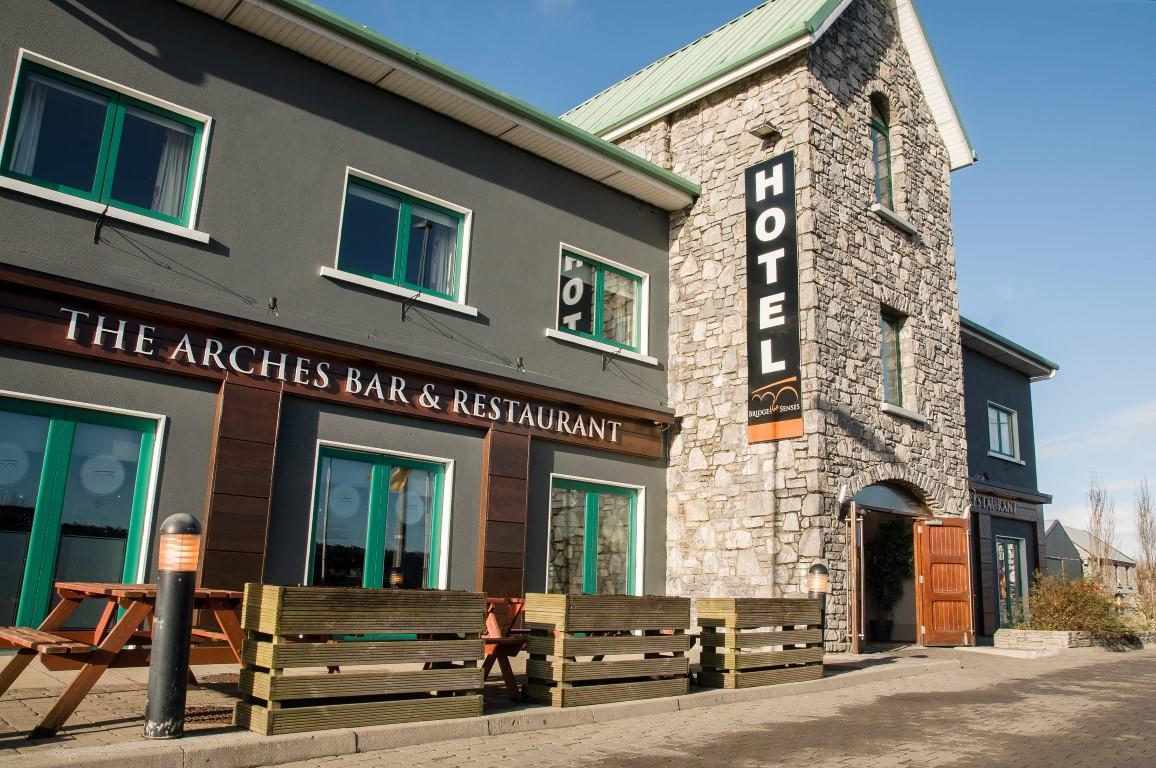 The Arches Hotel كلير جالاوي المظهر الخارجي الصورة